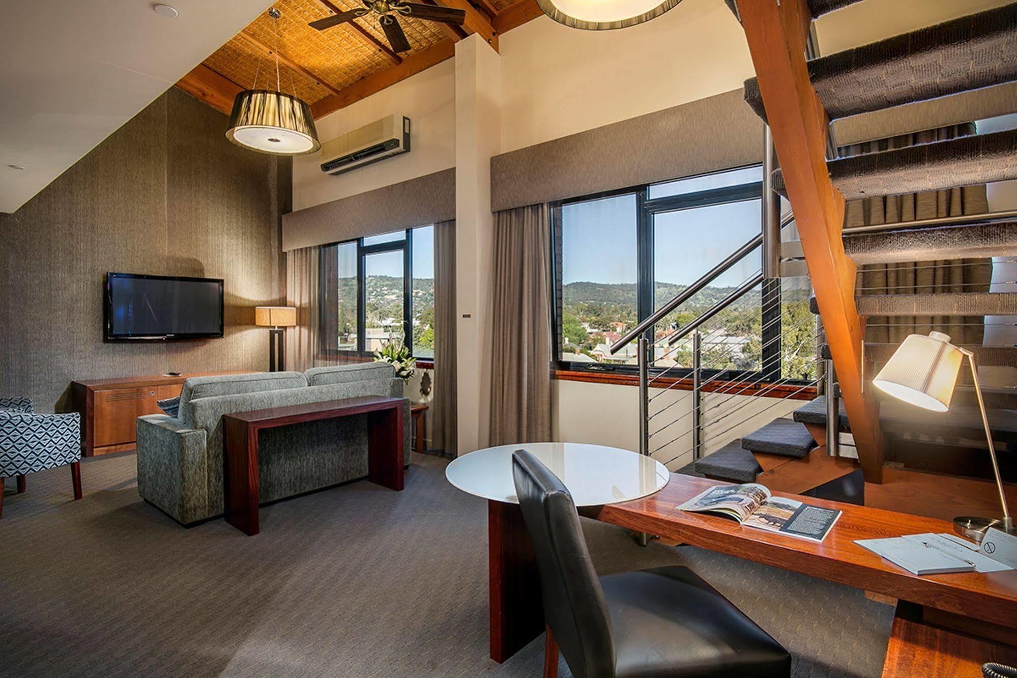 Arkaba Hotel Adelaide Bagian luar foto